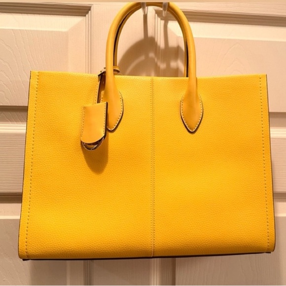 NWT MICHAEL KORS Leather Tote - Picture 6 of 9